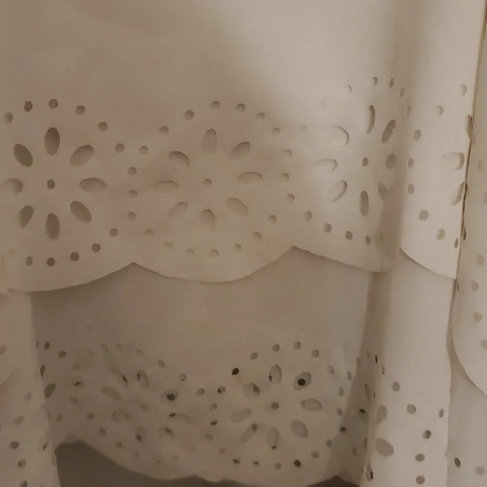 Muan White Tank | Size M - Picture 4 of 8